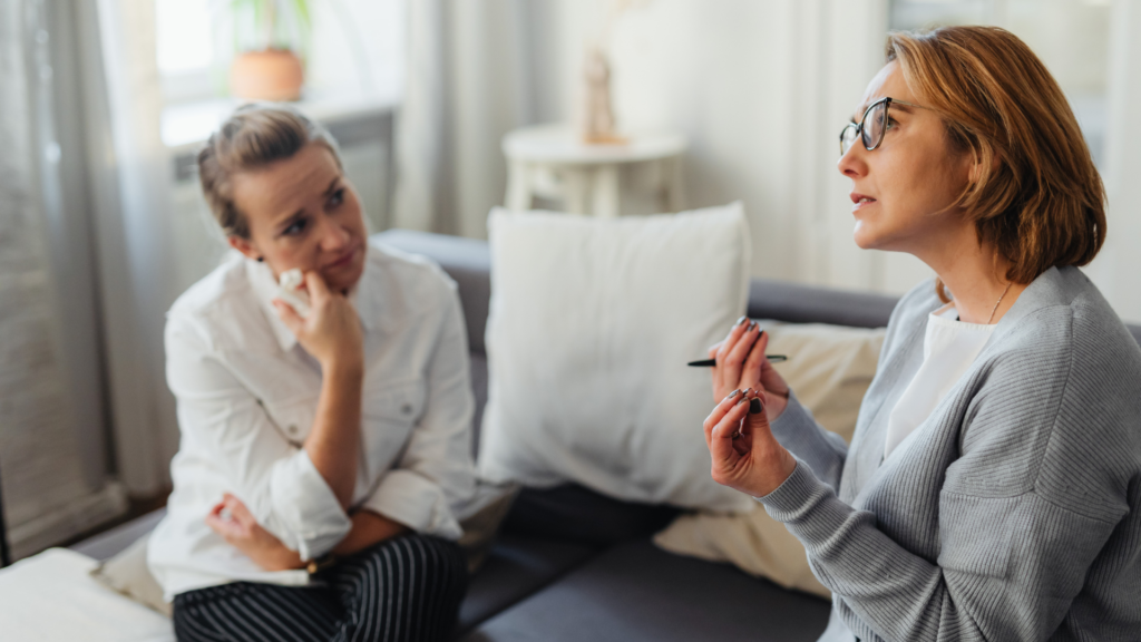 In gesprek blijven met elkaar is het allerbelangrijkste bij re-integratie bij zieke werkgelukmenu.nl